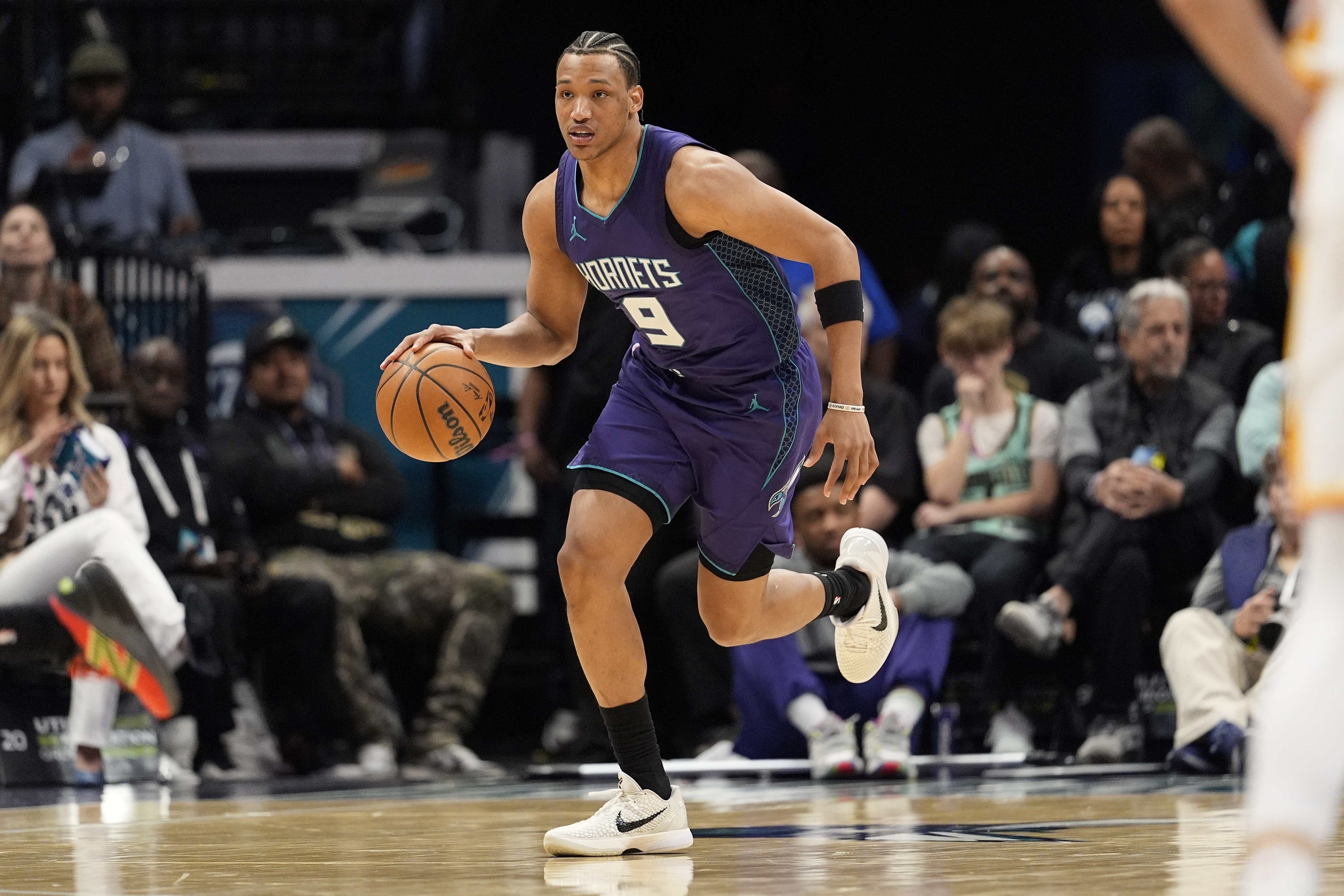 前NBA首轮秀摩尔转战意篮甲 博洛尼亚一年合同签下
