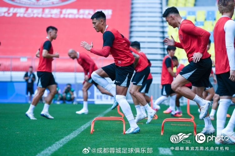 阿洛伊西：西班牙有球进攻与无球防守特别值得学习