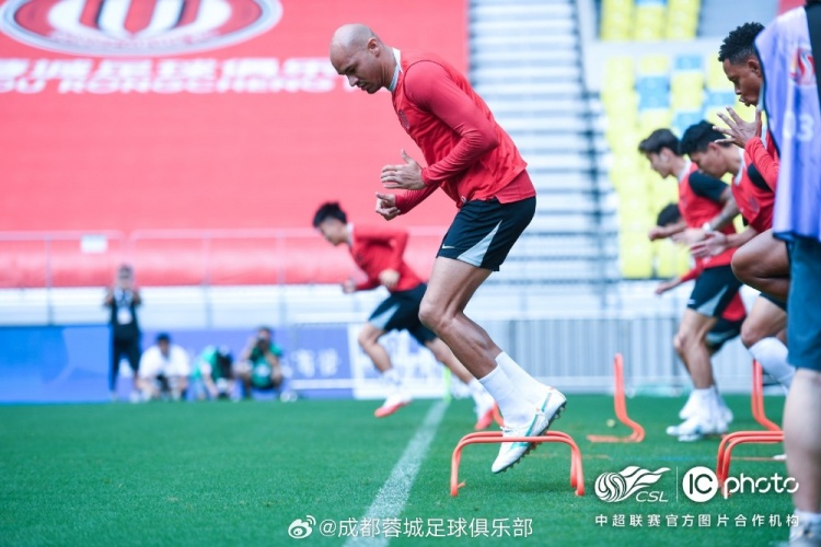 阿洛伊西：西班牙有球进攻与无球防守特别值得学习