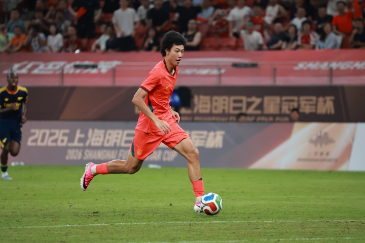 马德兴：U17国少该把赵松源树为进攻核心