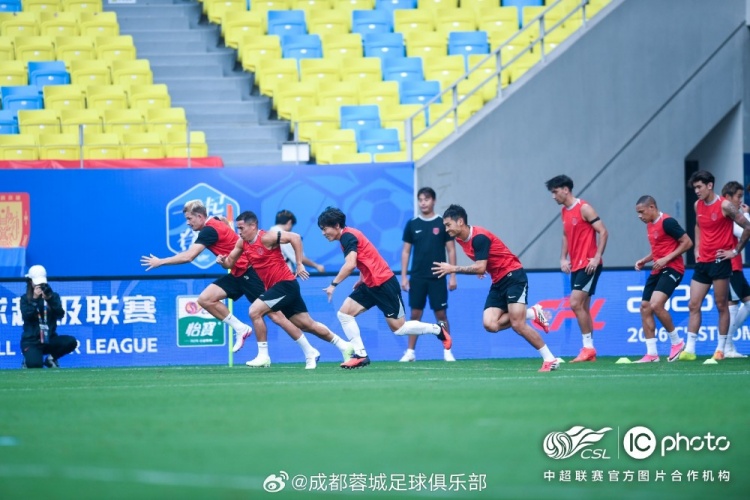 阿洛伊西：上轮胜利提升信心 定位球攻防仍是重点