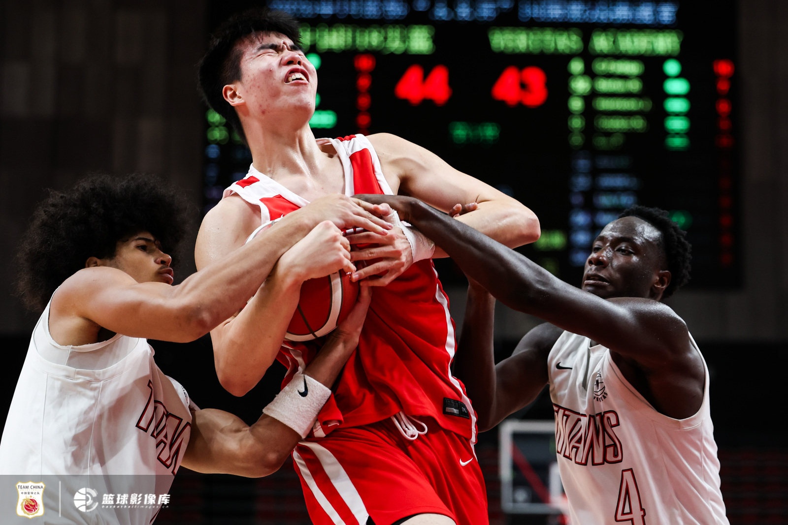 未来杯-中国U18男篮70-64力克VA预科学院 张宇辰17分 涂瀚之10+5 未来杯-中国U18男篮70-64力克VA预科学院 张宇辰17分 涂瀚之10+5
