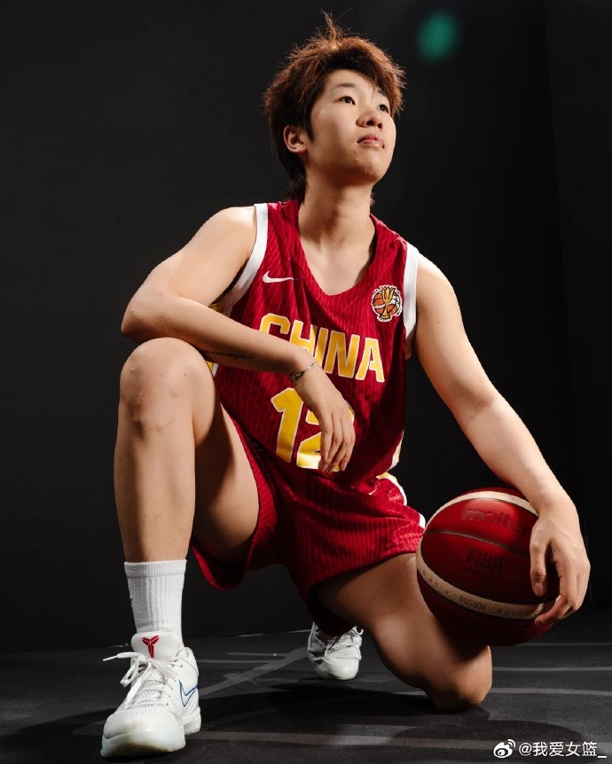 陈玉婕担任中国女篮队长 华科走出的校园篮球人才 陈玉婕担任中国女篮队长 华科走出的校园篮球人才