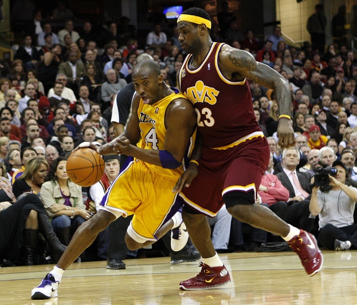 夸梅:詹姆斯没乔科那种招牌进攻动作 易被锁死 不该进GOAT的讨论 夸梅:詹姆斯没乔科那种招牌进攻动作 易被锁死 不该进GOAT的讨论