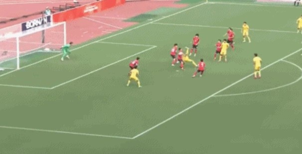 半场-U23国足1-1韩国U23 王钰栋单刀破门毛伟杰献助攻徐彬送角球 半场-U23国足1-1韩国U23 王钰栋单刀破门毛伟杰献助攻徐彬送角球
