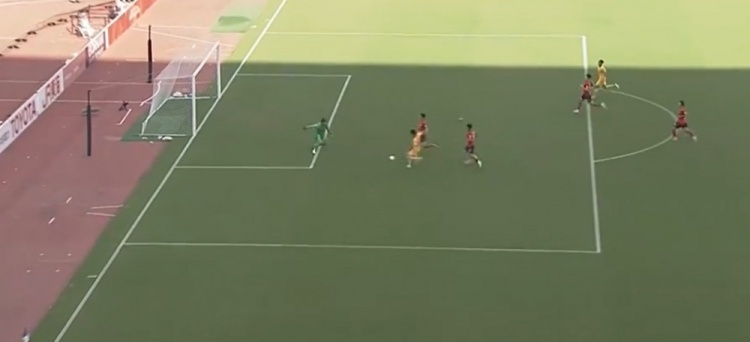 半场-U23国足1-1韩国U23 王钰栋单刀破门毛伟杰献助攻徐彬送角球 半场-U23国足1-1韩国U23 王钰栋单刀破门毛伟杰献助攻徐彬送角球
