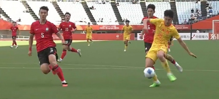 半场-U23国足1-1韩国U23 王钰栋单刀破门毛伟杰献助攻徐彬送角球 半场-U23国足1-1韩国U23 王钰栋单刀破门毛伟杰献助攻徐彬送角球
